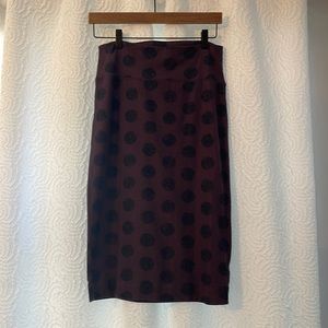 Soft and stretchy pencil skirt